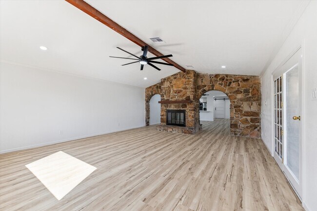 Photo - 3411 80th St