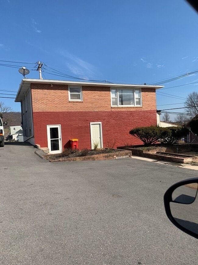 Building Photo - 34 Cumberland St Unit 34-C Rental