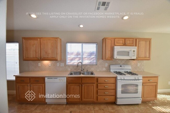 Photo - 4432 Meadowlark Wing Way