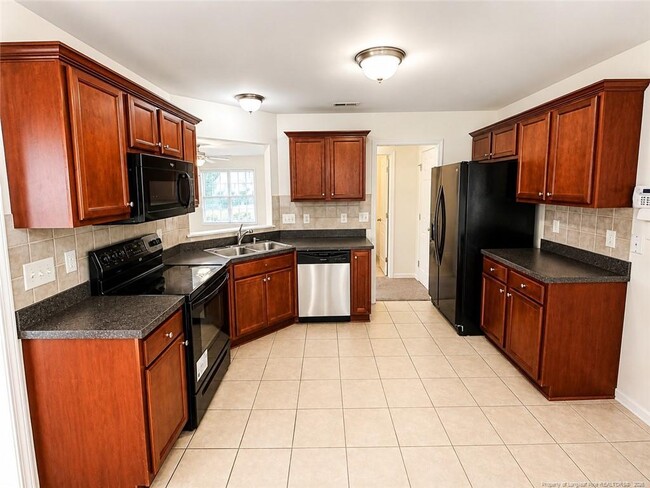 Photo - 52 Holly Oak Cir