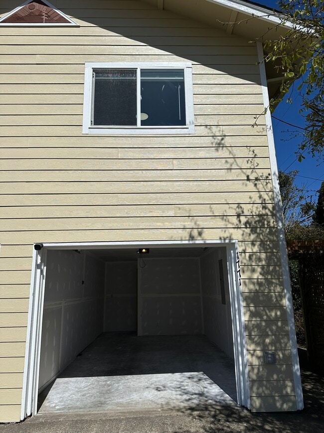 Photo - 1771 NE 19th St Unit 1771 NE 19TH