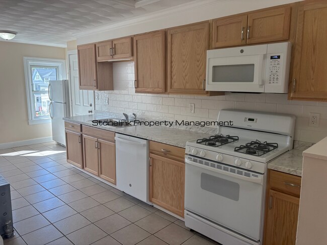 157 Mauran Ave Unit 3