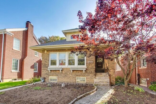 Photo - 1020 Harvard Terrace