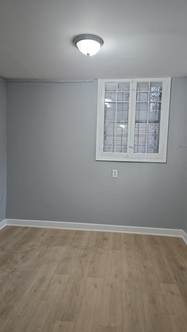 6745 S Crandon Ave Unidad CRANDON basement