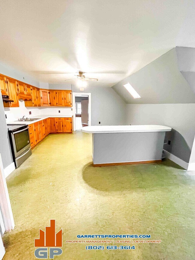 Photo - 24 Steeple Pl Unit 4