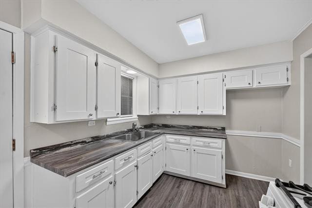 Photo - 208 D St