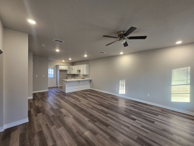 1215 Fairway Dr Unit 101