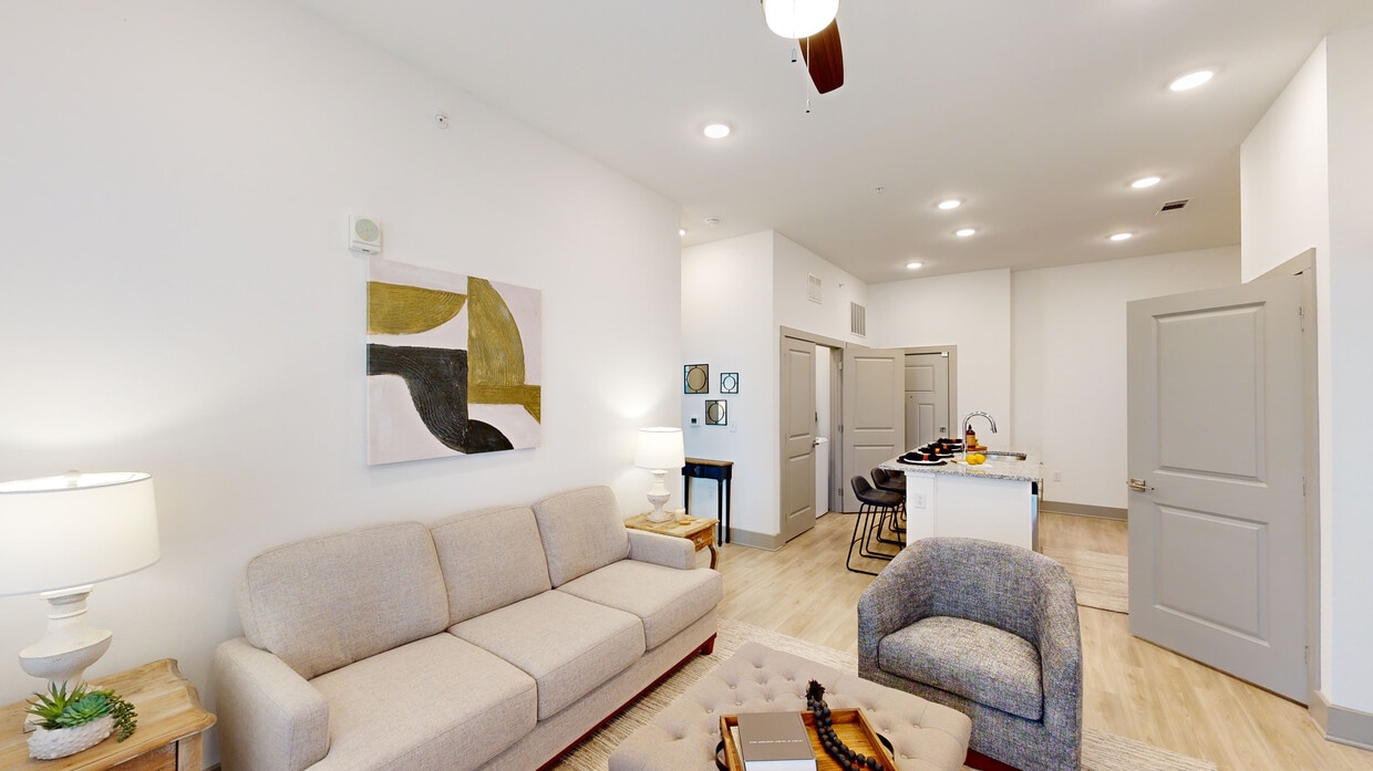 Photo - The Oaks at Riverbend Apartments