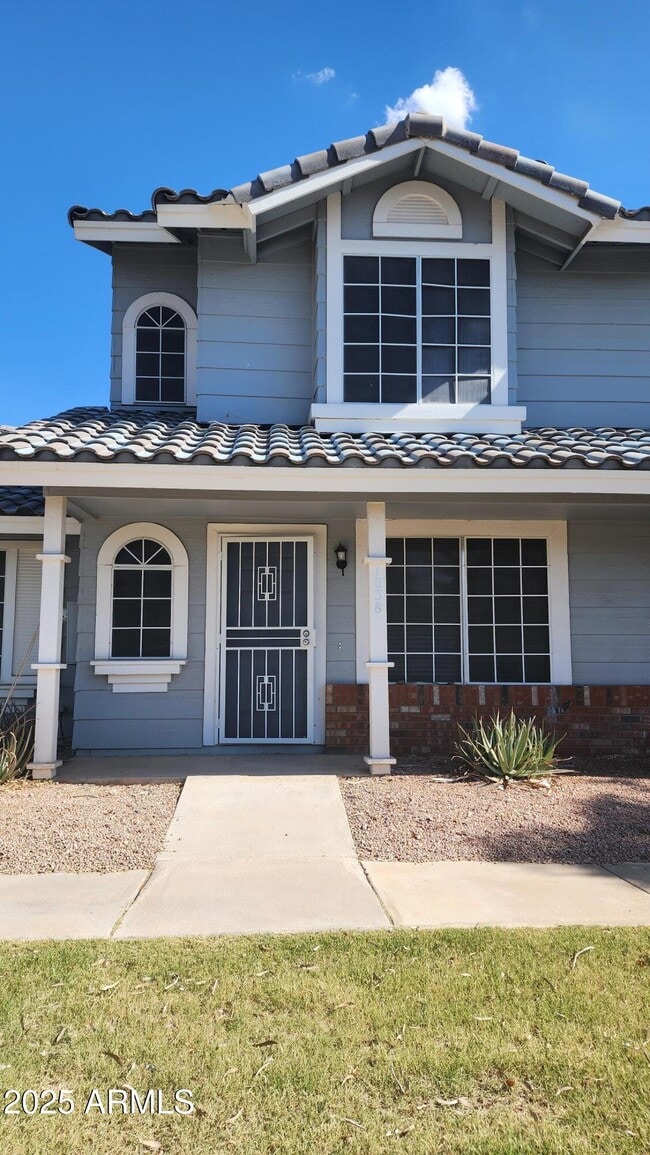 Photo - 860 N McQueen Rd Townhome