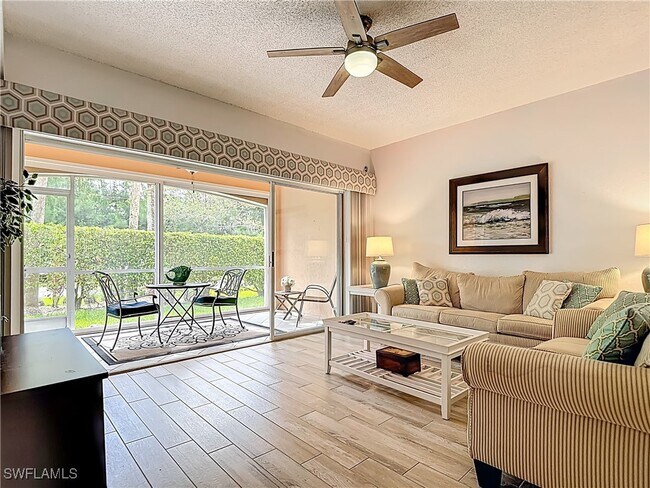 Photo - 1044 Woodshire Ln Unidad B102