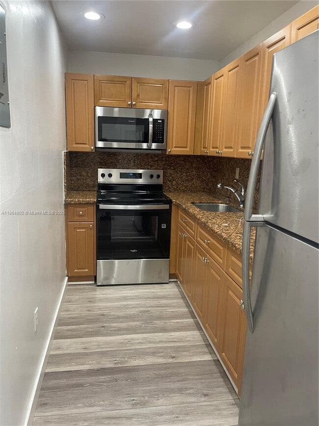 Photo - 4709 NW 7th St Unidad 204-9
