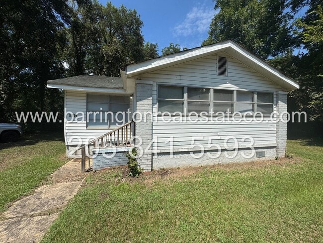 Building Photo - Brighton Rental