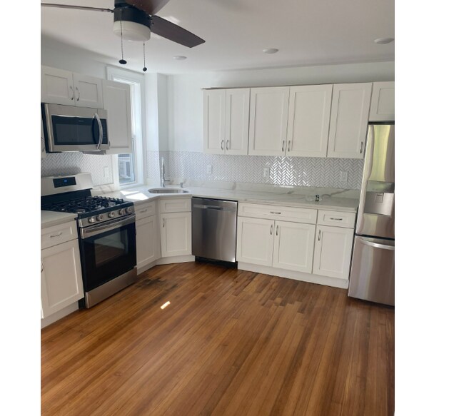 Photo - 77 Brook St Unit 3R