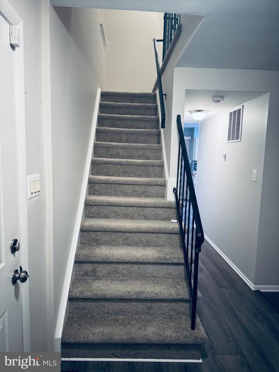 Photo - 15839 Millbrook Ln