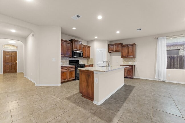 Photo - 6621 Hall of Fame Blvd