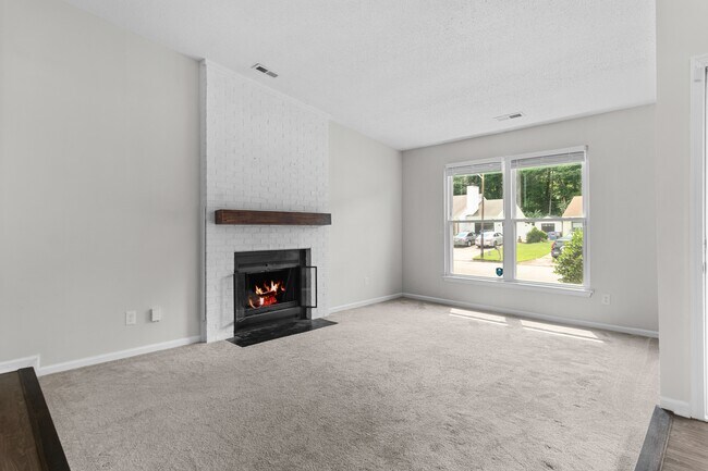 Photo - 3409 Woodbaugh Dr