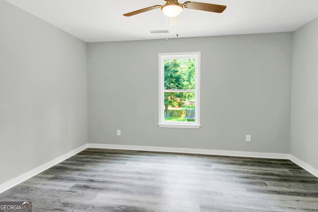 Photo - 3439 Twin Village Ct SW