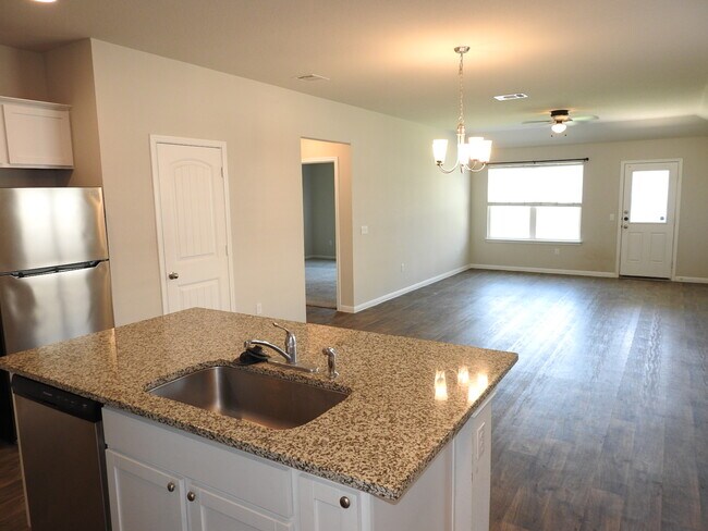 Photo - 621 Callahan Ln