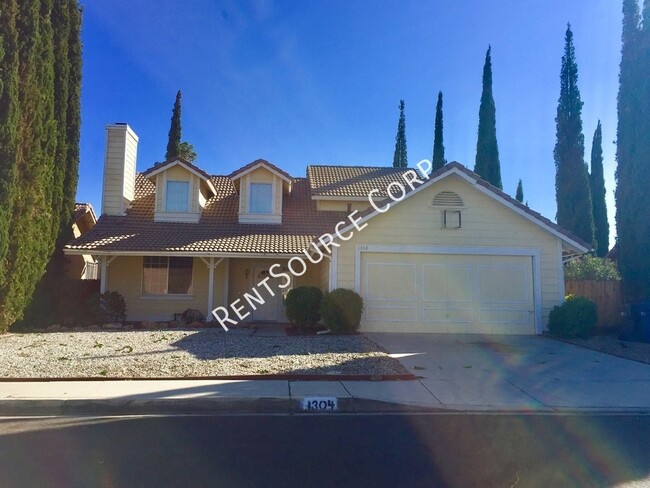 West Palmdale 3 Bedroom, 2.5 Bathroom hous... - West Palmdale 3 Bedroom, 2.5 Bathroom hous... House