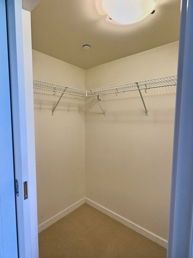 Photo - Luxurious One-Year Rental in the Heart of Kaka‘ako – with  Resort Amenities Unit Koolani #703