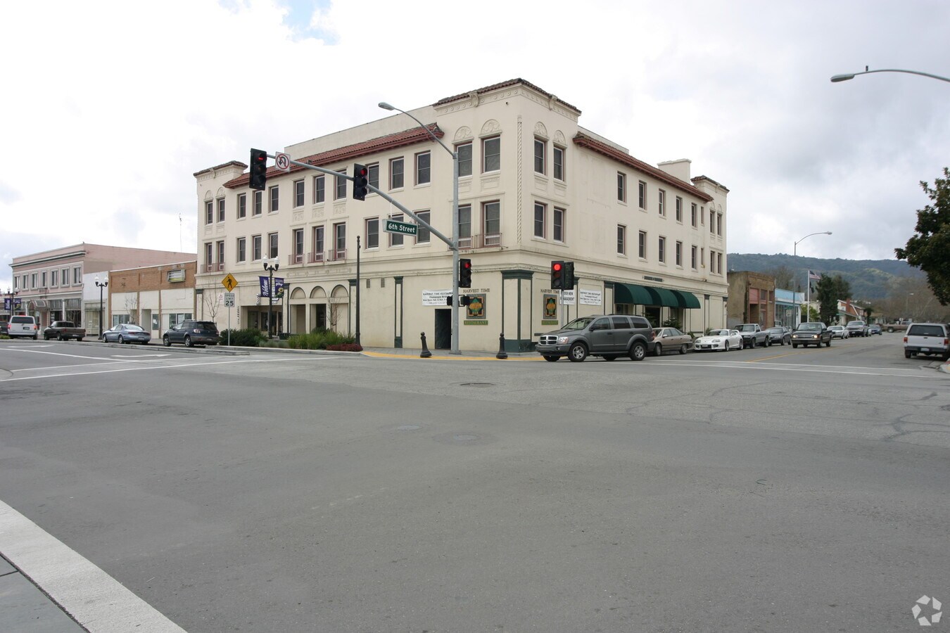 Photo - Milias Apartments