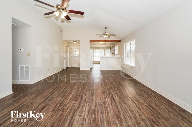21134 Western Valley Dr
