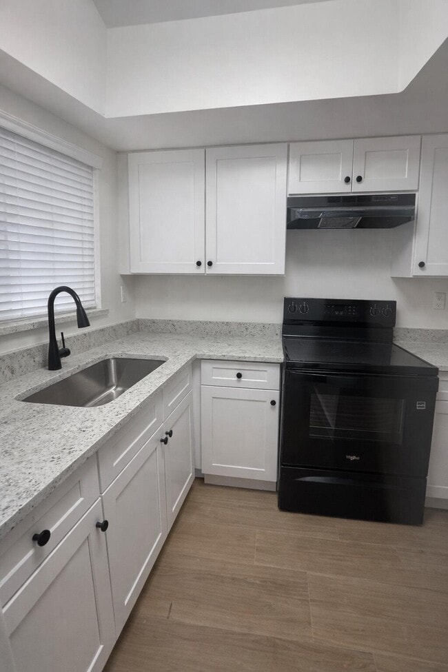 Photo - 7830 SW 10th Ct