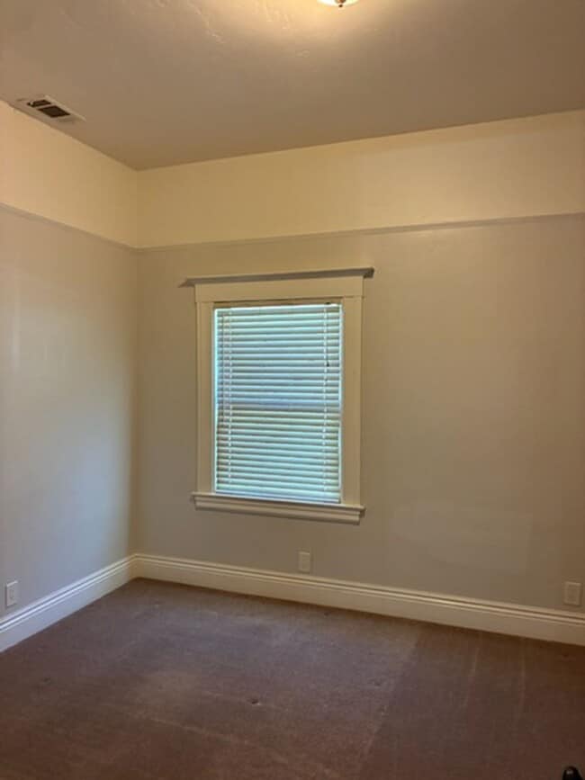 Photo - 1407 D St