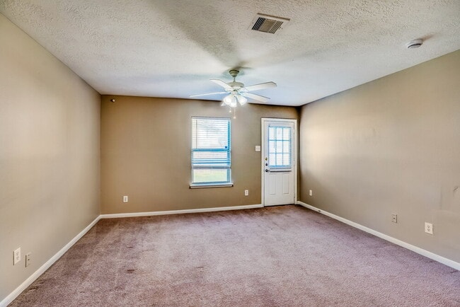 Photo - 13118 Kingston Point Ln