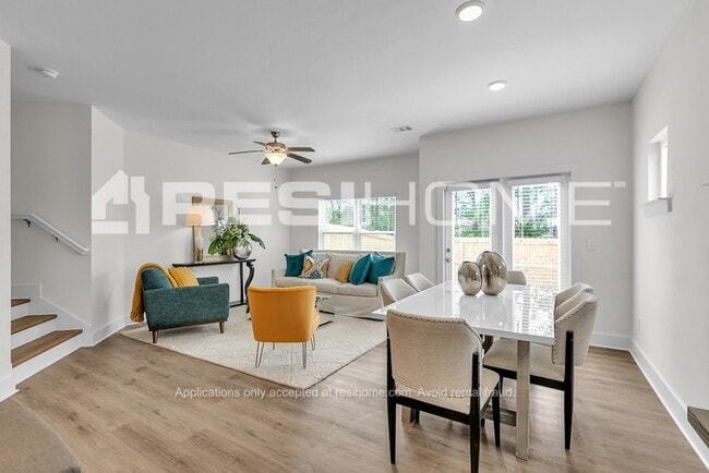 Photo - 71 Southport Cir