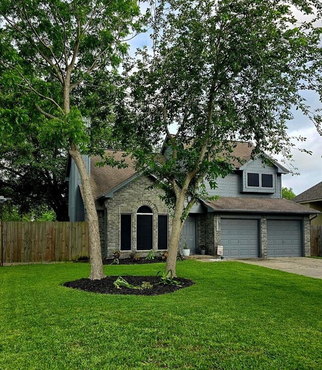 Photo - 14244 Oak Chase Dr House