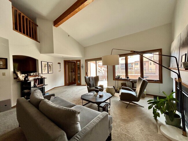 Photo - Spacious 2Bd/2.5Ba Luxury Loft-Style Condo in Frasier Meadows