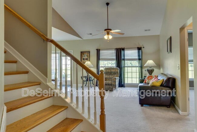 Photo - 2007 McCrory Pl