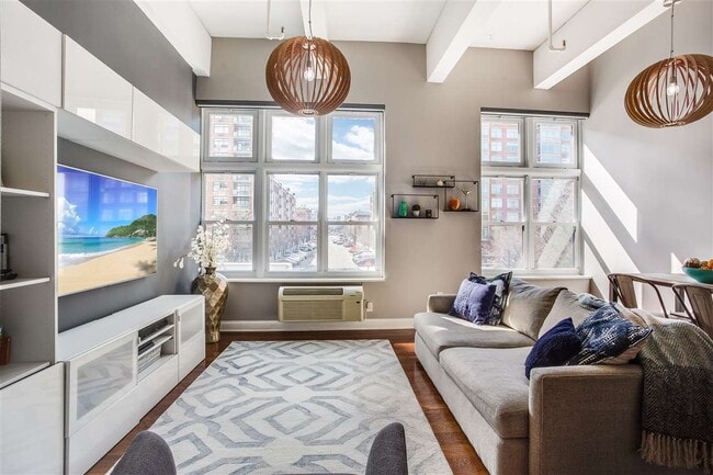 Building Photo - 1500 Washington St Unit 2X Rental