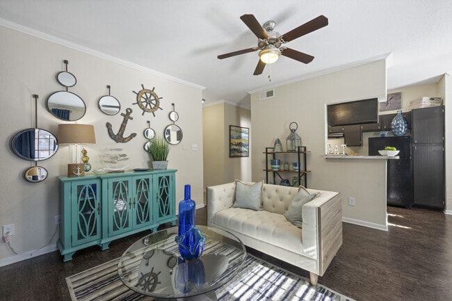 Photo - The Reston Apartments