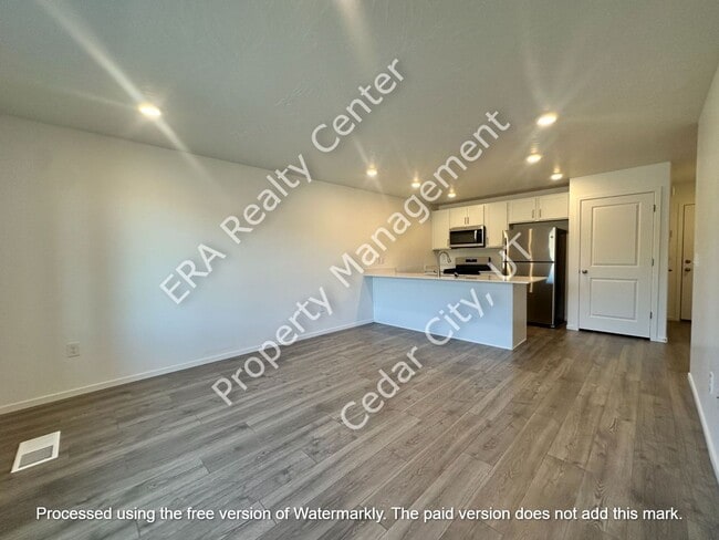 Photo - Move-in Discount!!! 3 Bedroom 2 bath with Garage- Townhouse