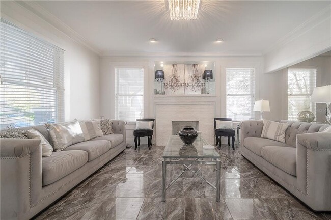 Photo - 2921 W El Prado Blvd