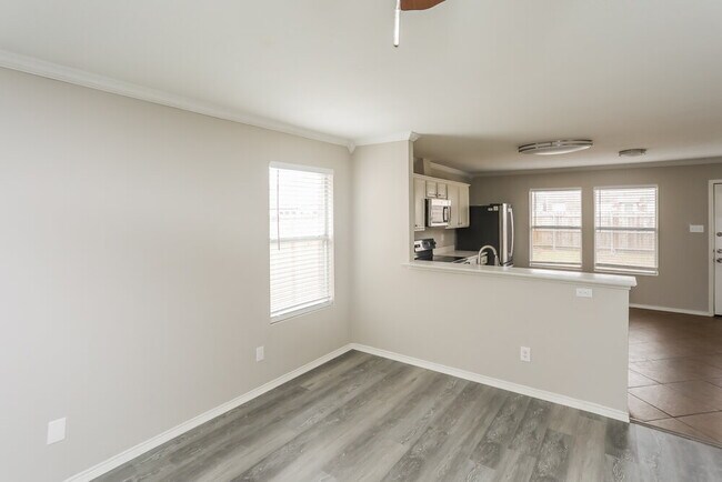 Photo - 2931 Volturno Dr