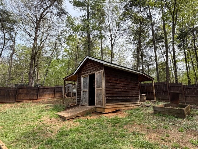 Photo - 3246 Woodside Ave