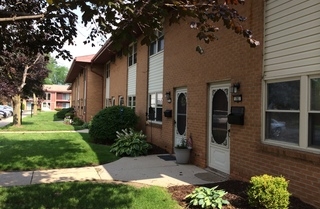 Medallion Manor - Medallion Manor Apartments