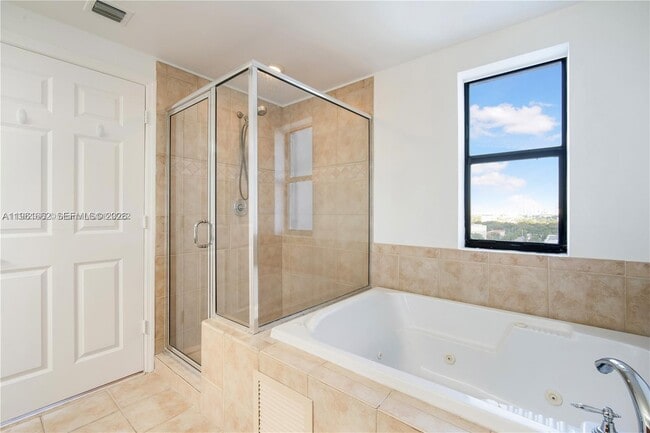 Photo - 888 Douglas Rd Unit 1401