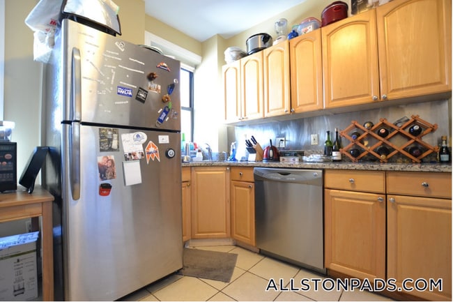 Photo - 17 Highgate St Unit 6