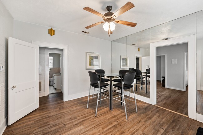 Photo - 2510 Rosewood St