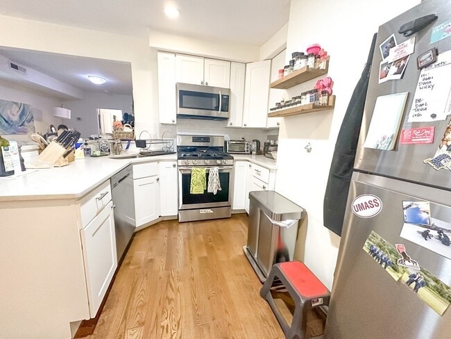 Photo - 85 Baxter St Unit #1