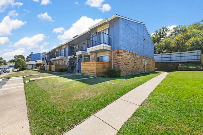 Our beautiful community - Misty Hollow Apartments