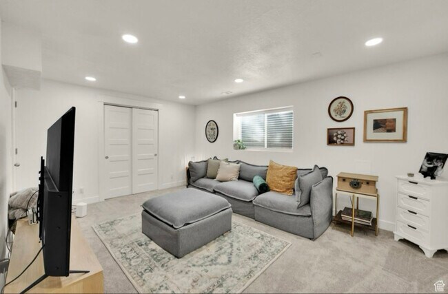Photo - 12033 S 1900 W