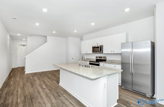 Photo - 217 Bay Pine Dr