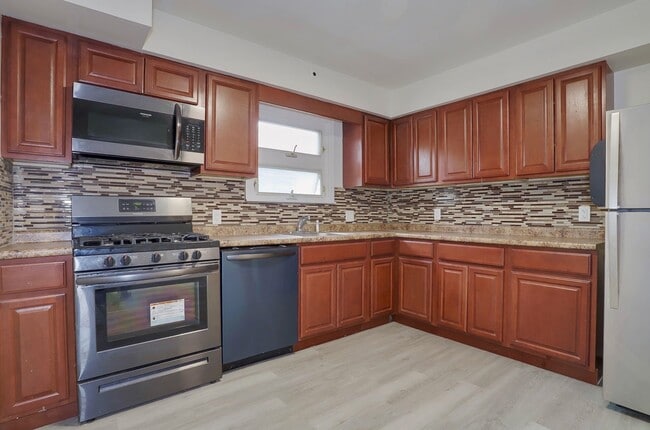 Photo - 502 Ave E Unidad 2