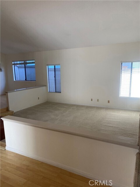 1204 Elm Ave