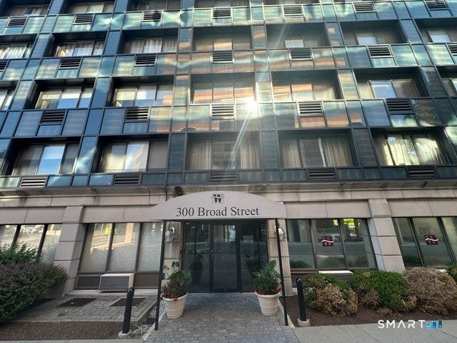 Building Photo - 300 Broad St Unit 601